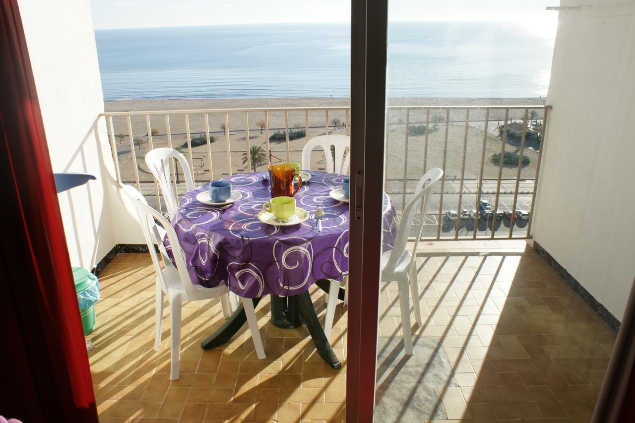 Goldhome - Sylvia - Vistas Espectaculares Al Mar Empuriabrava Luaran gambar